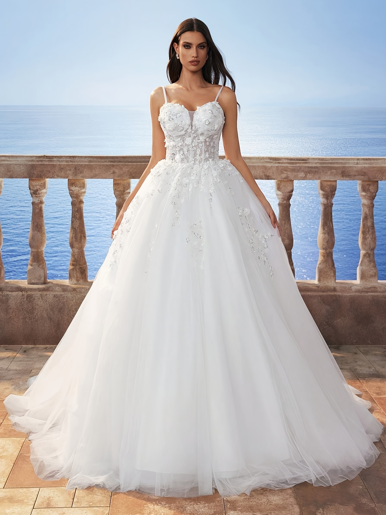 Vestido de Novia Elegante para Mujer con Cuello en V Profundo, Sin Tirantes y Adornado - Estilo Sirena sin Manoscon Faldas A-Line Completa & Cola Larga: Traje Formal Principesco Lavable a Maquina. Ideales Para Bodass Veraniegas Con Volados En Las "Mangoteras" Y Relleno De Pecho (Envío Inmediato Disponible) – Blanco PerfectePara Boda Playera Proms - Imagen 6