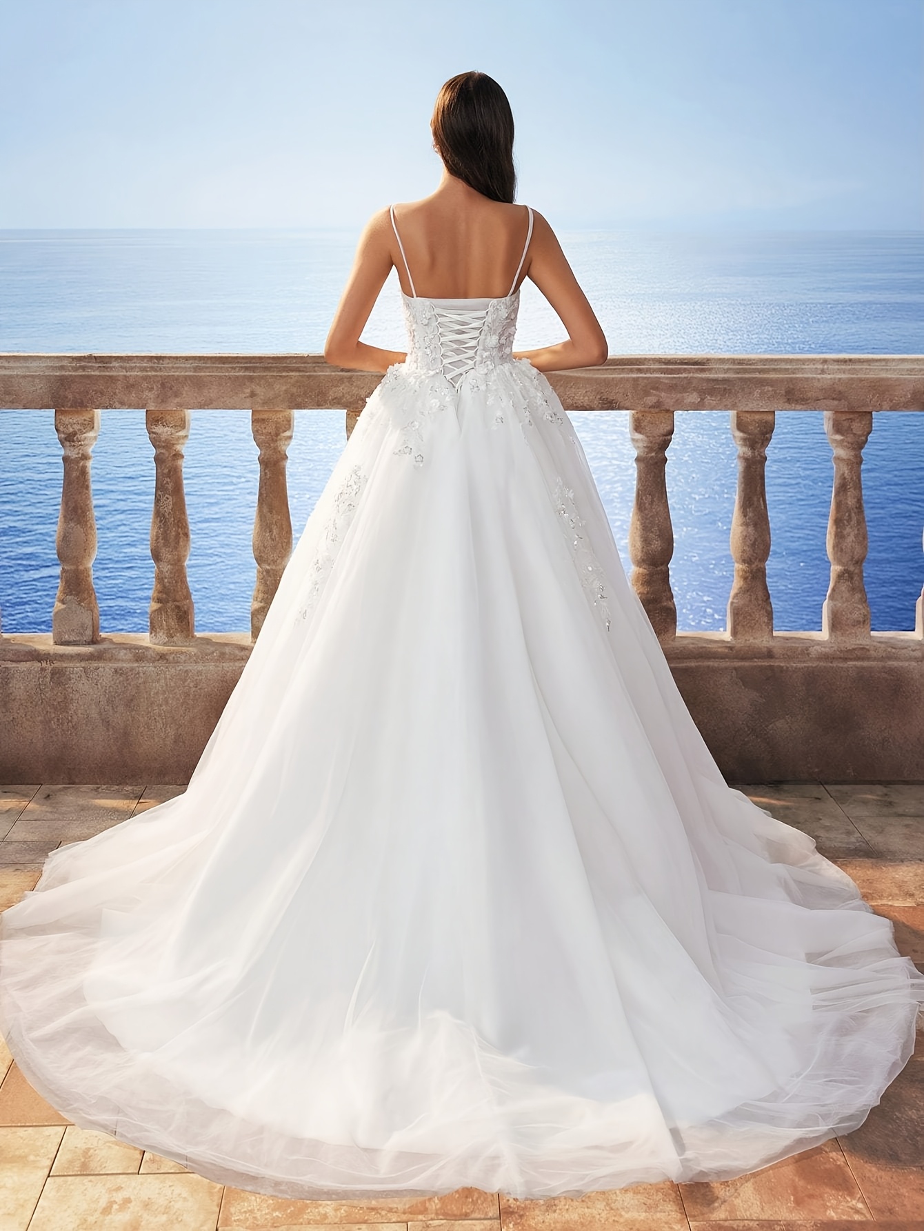 Vestido de Novia Elegante para Mujer con Cuello en V Profundo, Sin Tirantes y Adornado - Estilo Sirena sin Manoscon Faldas A-Line Completa & Cola Larga: Traje Formal Principesco Lavable a Maquina. Ideales Para Bodass Veraniegas Con Volados En Las "Mangoteras" Y Relleno De Pecho (Envío Inmediato Disponible) – Blanco PerfectePara Boda Playera Proms - Imagen 3